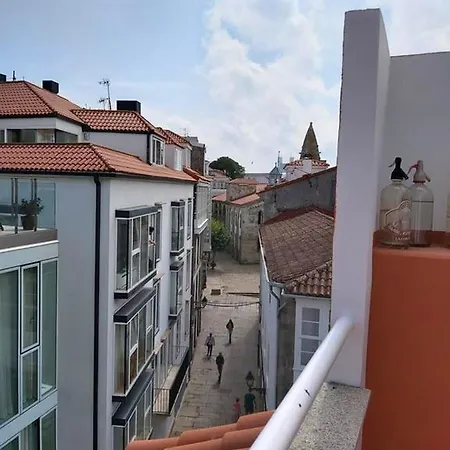 Spacious House With Terrace And Balcony In * Ла-Корунья