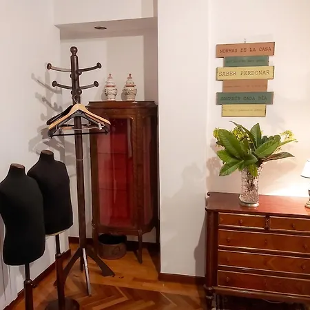 Дом отдыха Spacious House With Terrace And Balcony In