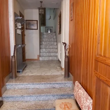 Spacious House With Terrace And Balcony In * Ла-Корунья